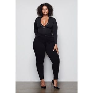 Good American Good Legs Skinny Jeans 18